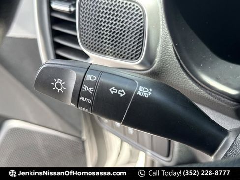 Used 2024 Kia Soul LX w/ Option Group 015 FWD image 35