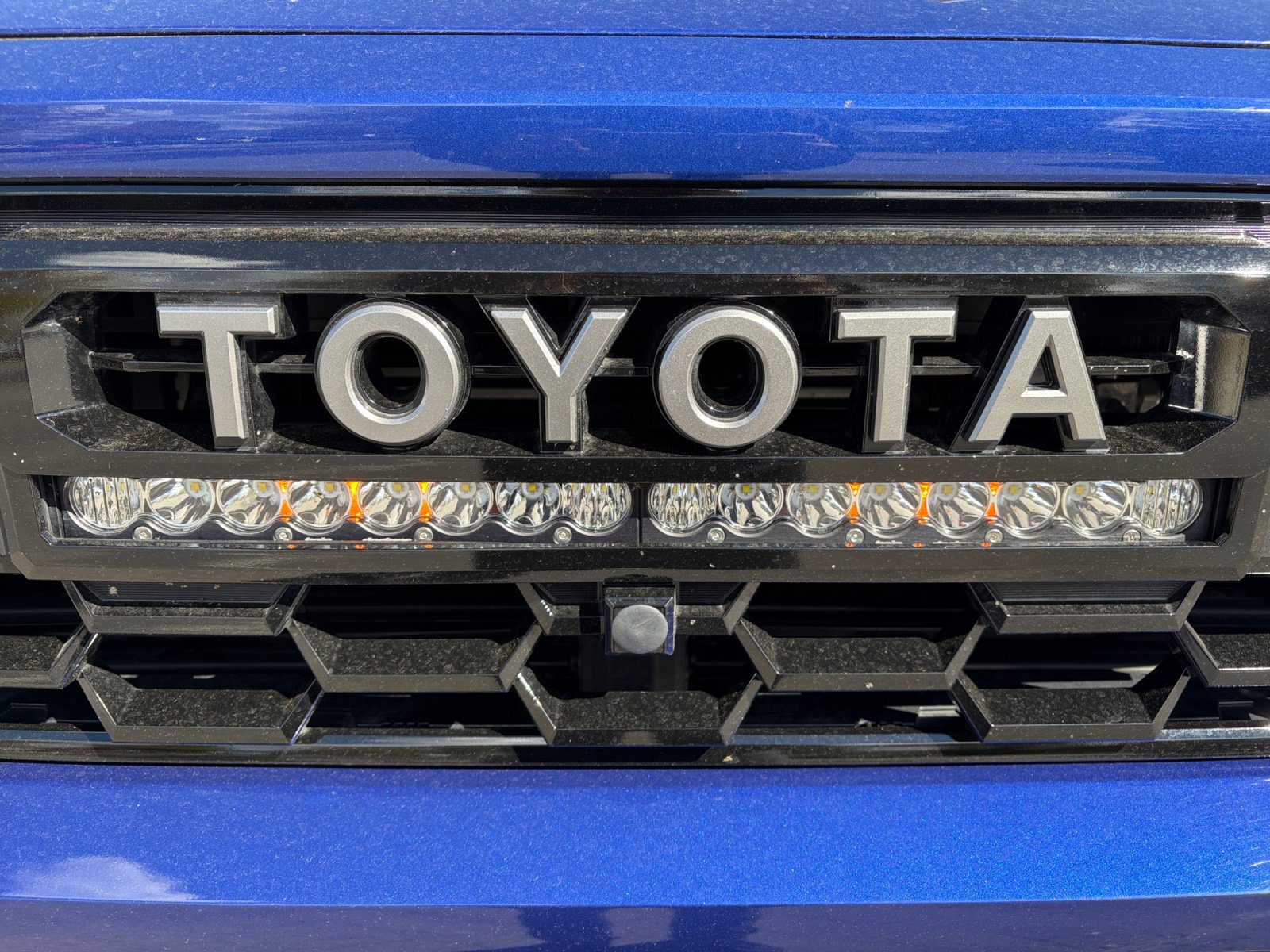 Used 2024 Toyota Tacoma TRD Off-Road w/ TRD Off Road Upgrade Package AWD/4WD image 9