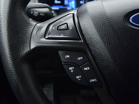 Used 2022 Ford Edge SE image 31