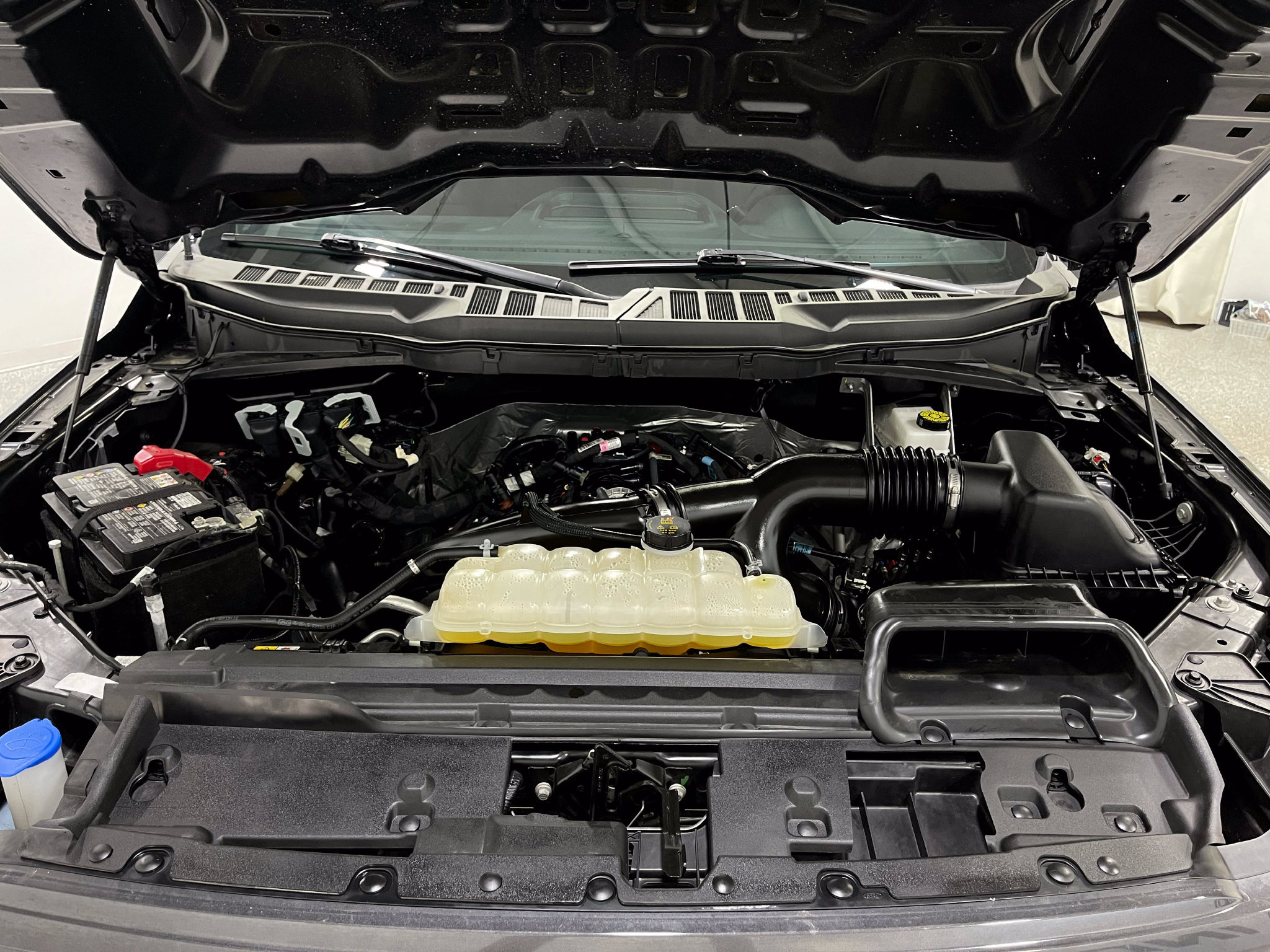 Used 2025 Ford F150 STX RWD image 25