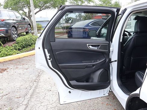 Used 2024 Ford Edge SEL AWD/4WD image 23