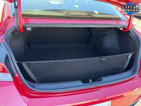 Used 2023 Hyundai Elantra Blue image 11