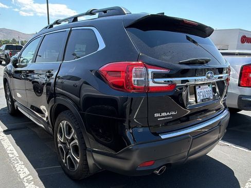Used 2023 Subaru Ascent Limited w/ Technology Package AWD/4WD image 3