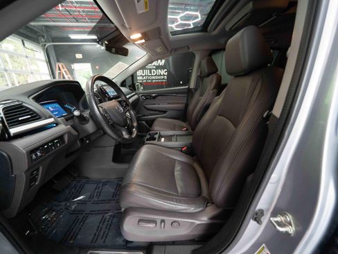 Used 2019 Honda Odyssey Elite image 9