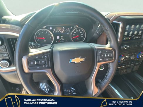 Used 2022 Chevrolet Silverado 1500 High Country AWD/4WD image 19