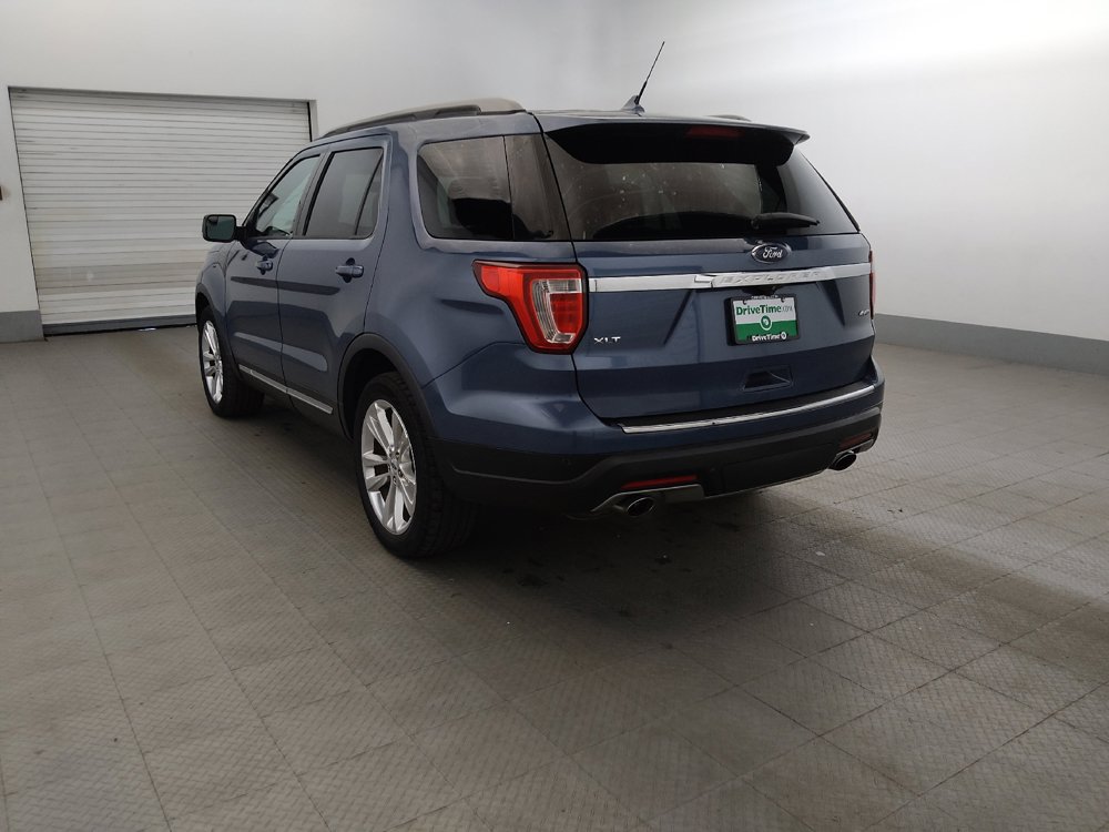 Used 2018 Ford Explorer XLT w/ Equipment Group 201A AWD/4WD image 5
