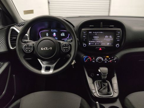 Used 2023 Kia Soul LX w/ Option Group 015 FWD image 22