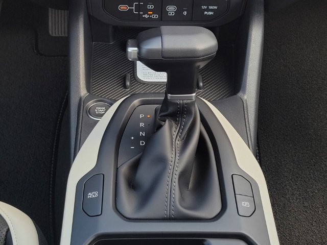 New 2026 Kia K4 EX FWD image 18