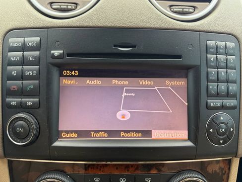 Used 2011 Mercedes-Benz ML 350 2WD image 19