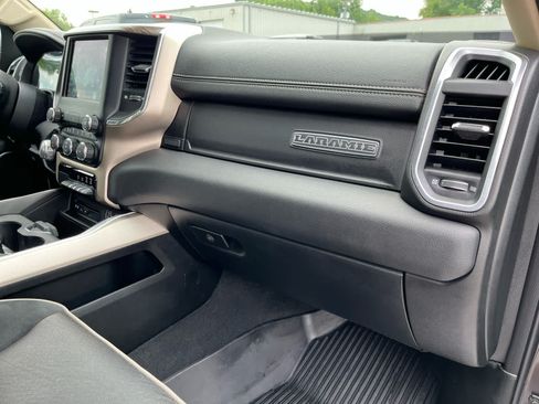 Used 2019 RAM 1500 Laramie AWD/4WD image 34