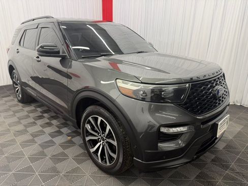 Used 2020 Ford Explorer ST w/ Premium Technology Package AWD/4WD image 4