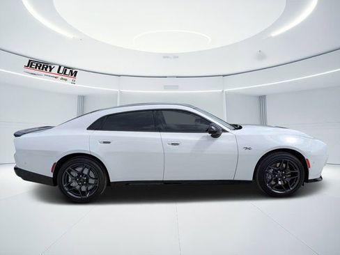 New 2026 Dodge Charger R/T AWD/4WD image 2