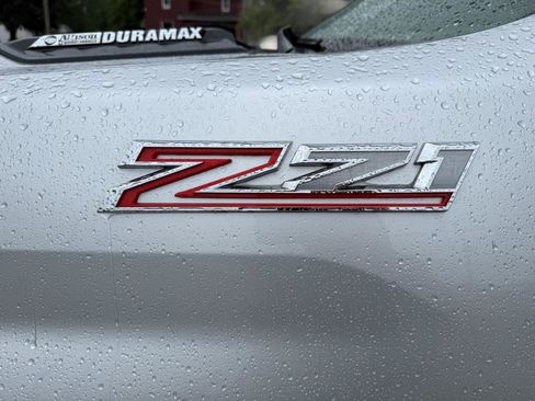 Used 2020 Chevrolet Silverado 2500 LT w/ True North Edition AWD/4WD image 9