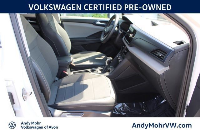 Used 2022 Volkswagen Taos SE w/ Panoramic Sunroof Package AWD/4WD image 20