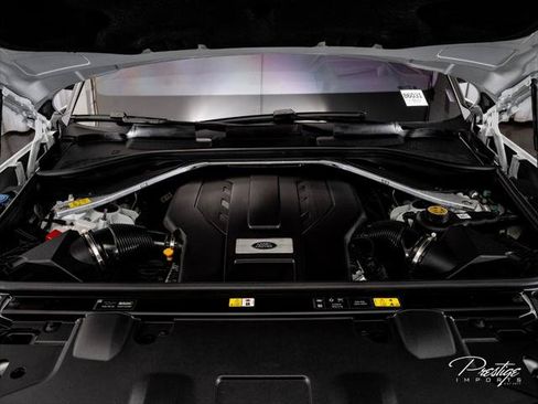 Used 2023 Land Rover Range Rover Long Wheelbase Autobiography AWD/4WD image 4