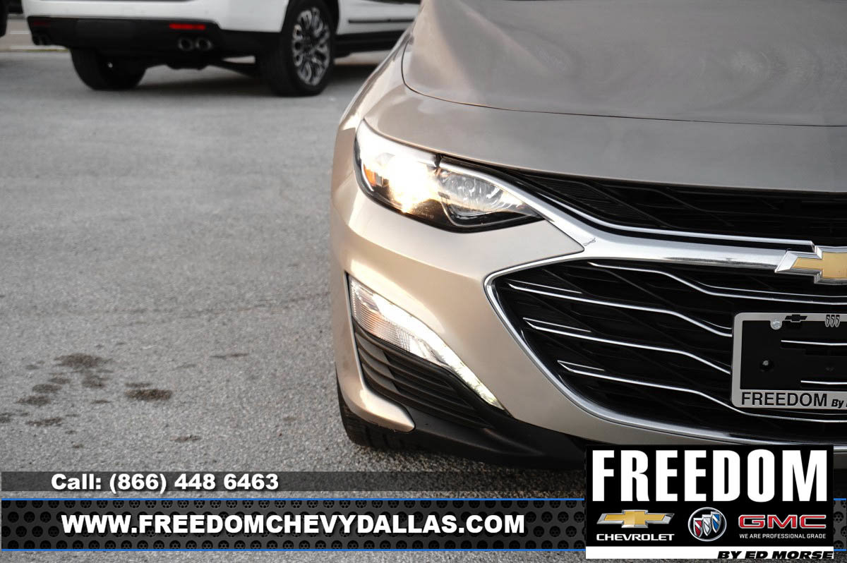 Used 2025 Chevrolet Malibu LT FWD image 40