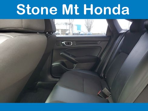Used 2022 Honda Civic Sport image 11