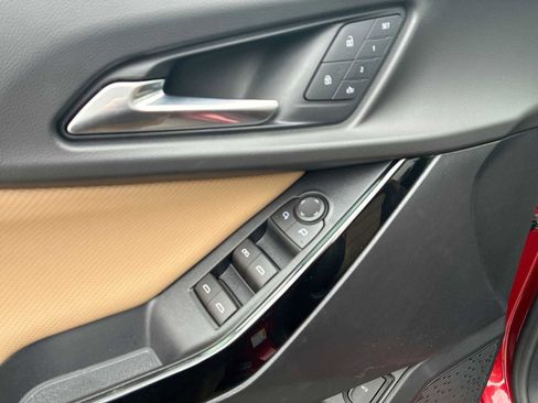 Used 2026 Chevrolet Equinox ACTIV w/ Convenience Package III image 24