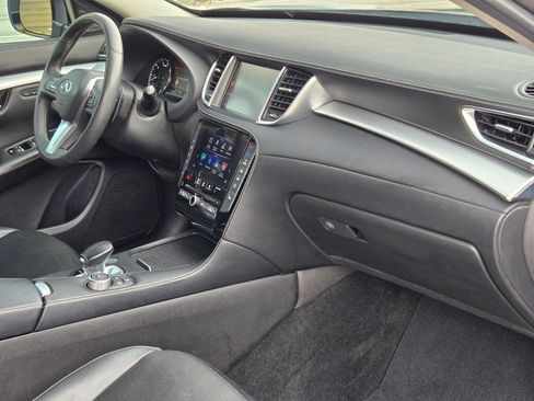 Used 2019 INFINITI QX50 Essential w/ Premium Heat Package FWD image 30