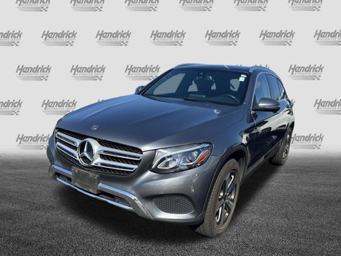 Used 2018 Mercedes-Benz GLC 300 4MATIC image 5