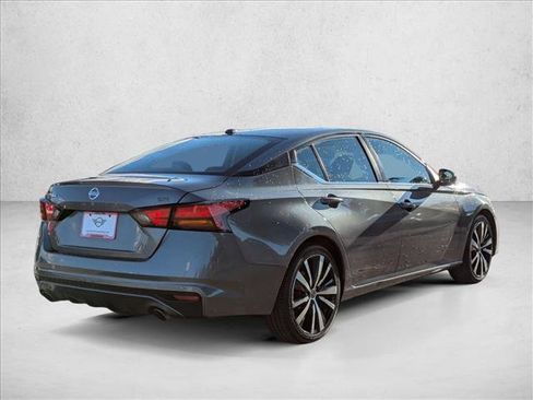 Used 2021 Nissan Altima 2.5 SR image 5