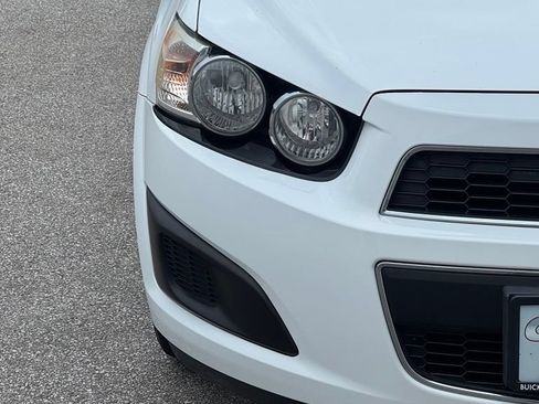 Used 2014 Chevrolet Sonic LS FWD image 10