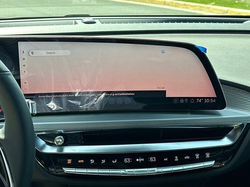 New 2025 Cadillac Lyriq Luxury image 11