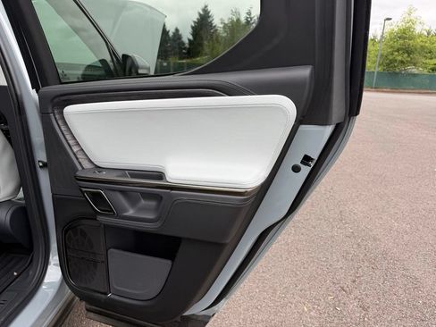 Used 2022 Rivian R1T Launch Edition AWD/4WD image 21