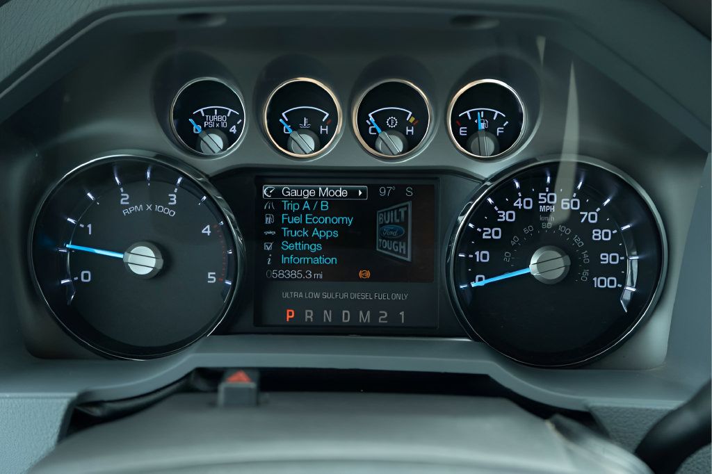 Used 2016 Ford F250 XLT w/ XLT Value Package AWD/4WD image 21
