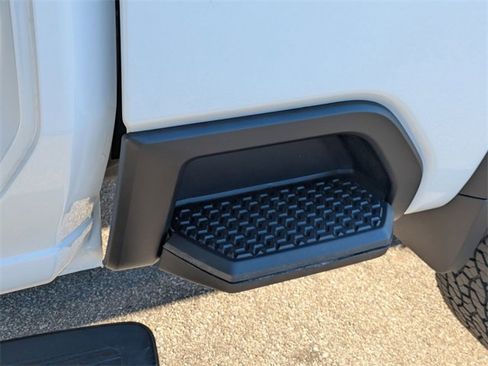 New 2026 Chevrolet Silverado 3500 High Country w/ High Country Premium Package image 32