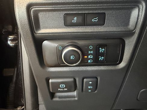 Used 2024 Ford Expedition Limited RWD image 30