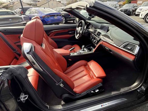 Used 2018 BMW M4 Convertible w/ Competition Package image 13