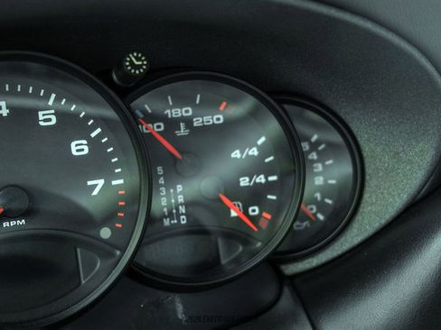 Used 1999 Porsche 911 Carrera RWD image 26