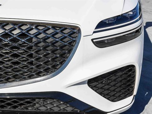 Used 2025 Genesis GV70 3.5T Sport w/ Sport Advanced Package image 10