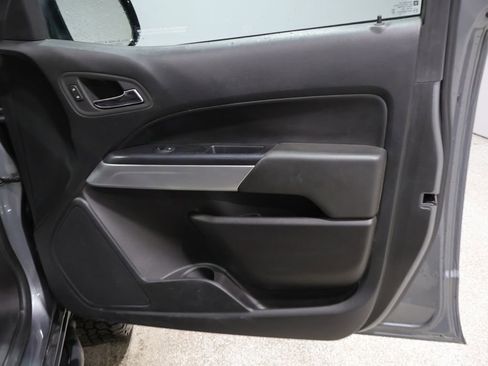 Used 2022 Chevrolet Colorado ZR2 image 23