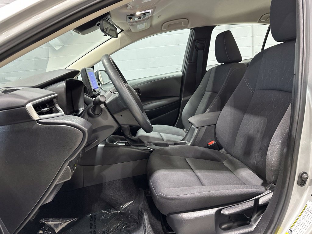 Used 2024 Toyota Corolla LE FWD image 11