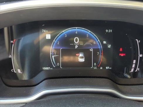 Used 2025 Toyota Corolla XSE image 18