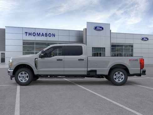 New 2026 Ford F250 XLT w/ FX4 Off-Road Package image 3