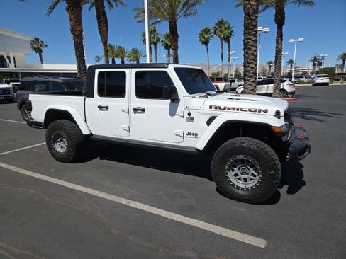 Used 2021 Jeep Gladiator Rubicon AWD/4WD image 4