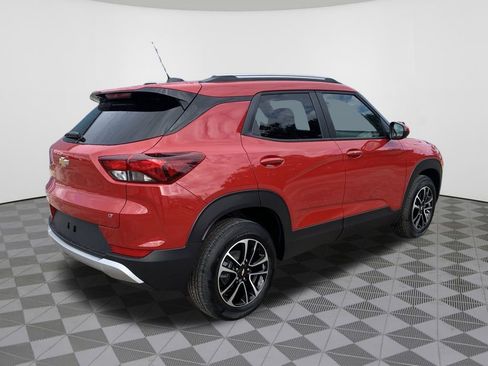 New 2026 Chevrolet TrailBlazer LT FWD image 8