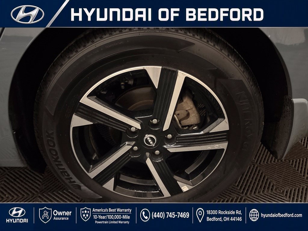 Used 2025 Nissan Sentra SV w/ All-Weather Package FWD image 30