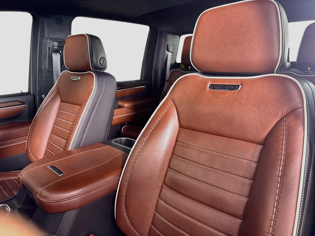 Certified 2024 GMC Sierra 3500 Denali Ultimate AWD/4WD image 26