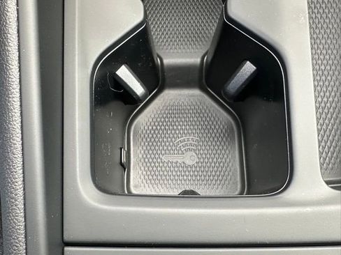 New 2026 Volkswagen Tiguan S image 40