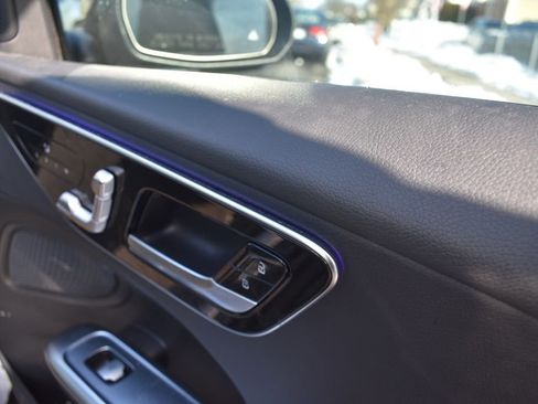 Used 2025 Mercedes-Benz C 300 Sedan image 20
