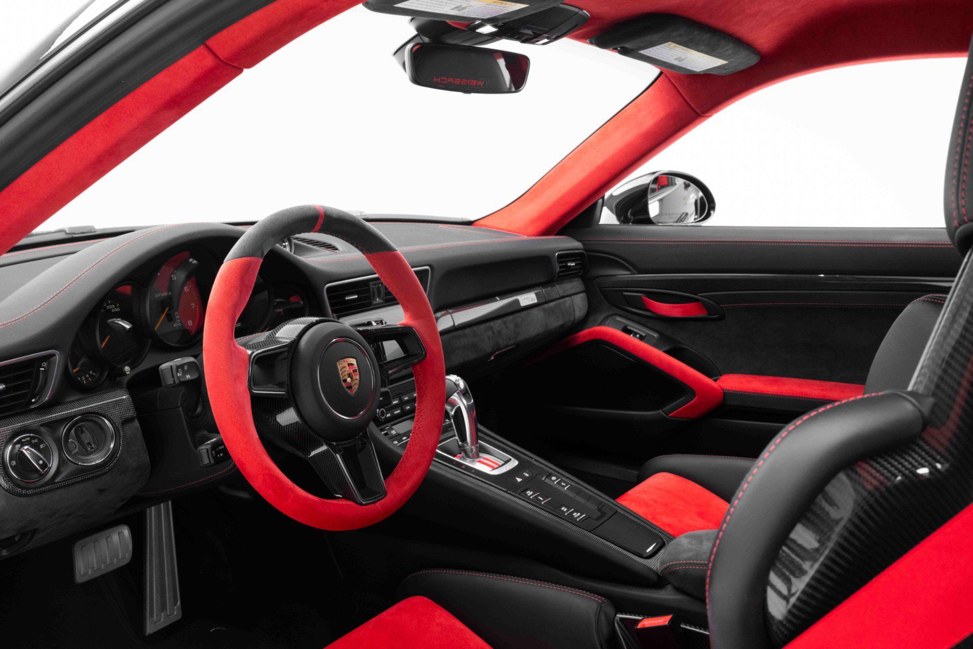 Used 2018 Porsche 911 GT2 RS RWD image 12