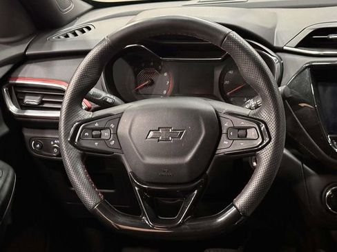 Used 2023 Chevrolet TrailBlazer RS w/ Convenience Package AWD/4WD image 22