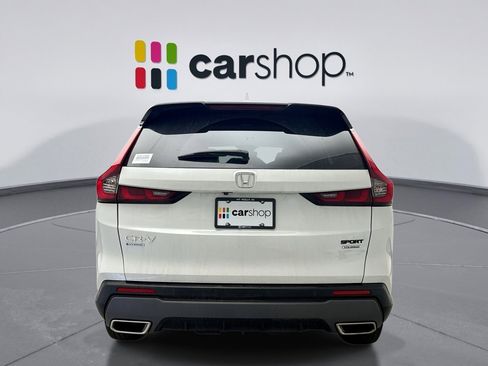 Used 2023 Honda CR-V Sport Touring image 4