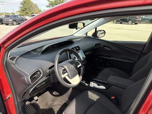 Used 2016 Toyota Prius Three w/ Protection Package FWD image 12