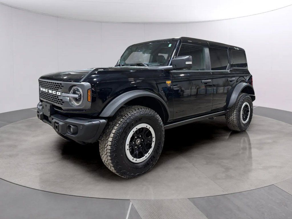 Used 2025 Ford Bronco Badlands AWD/4WD image 7