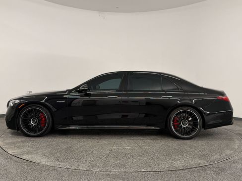 Used 2024 Mercedes-Benz S 63 AMG S image 2